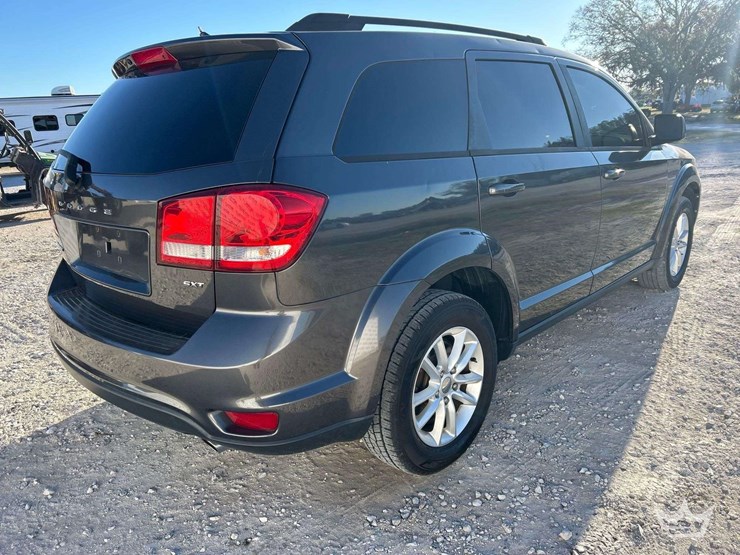 2017-dodge-journey-image-3