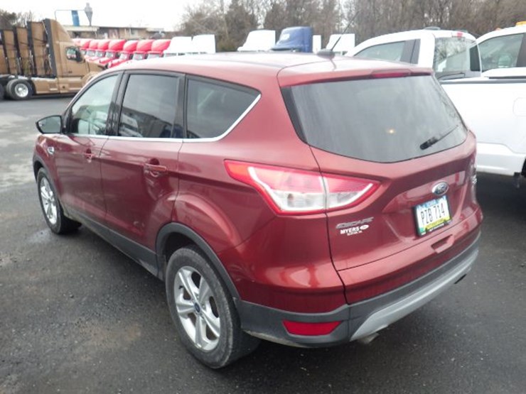 2015-ford-escape-image-8