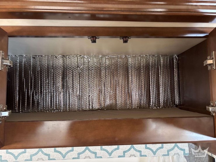 2018-freightliner-thor-venetian-400xcr-a40-41ft.-class-a-motorhome-image-35