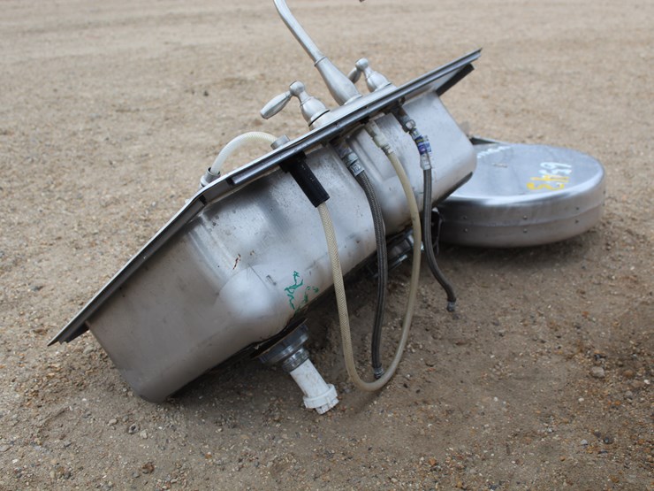 #6543-•-double-sink-image-2