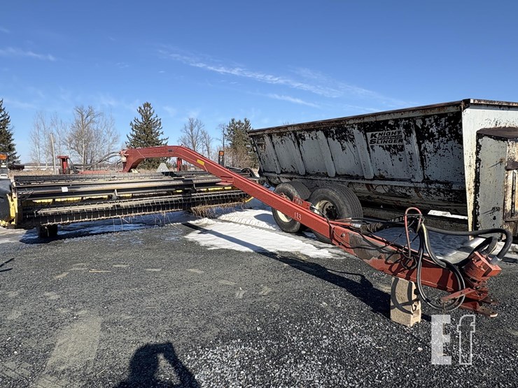 new-holland-1475-image-1