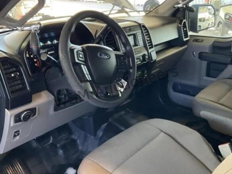 2020-ford-f150-image-24