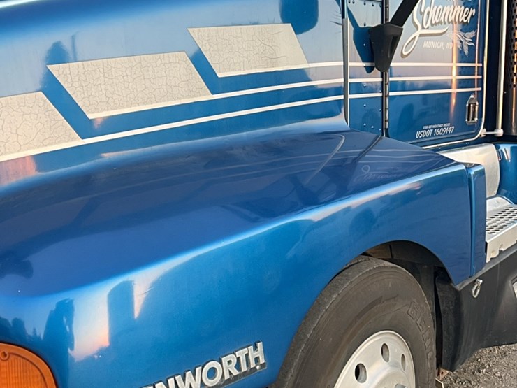 1990-kenworth-t600-image-105