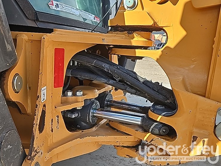 2022-case-590sn-image-25