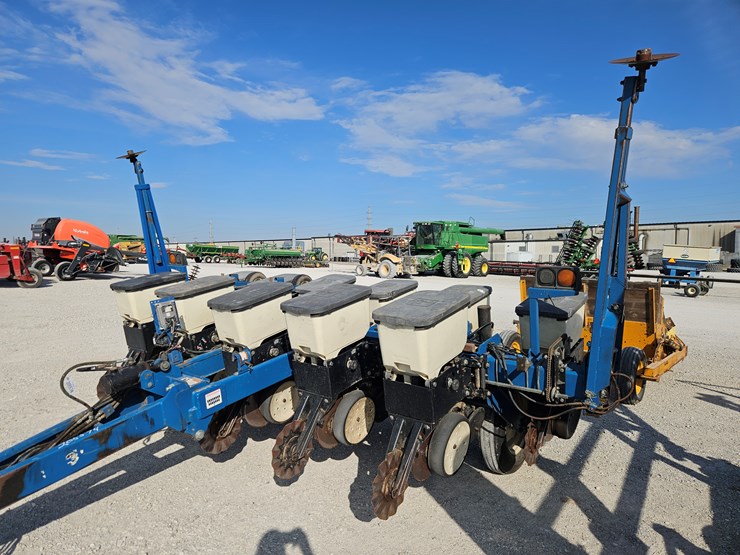 2004-kinze-3000-image-3