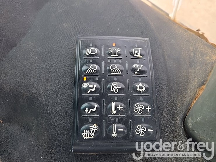 2013-deere-410et-image-69