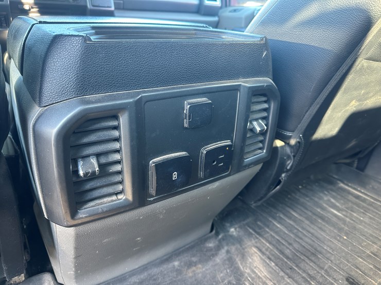 2018-ford-f350-image-29