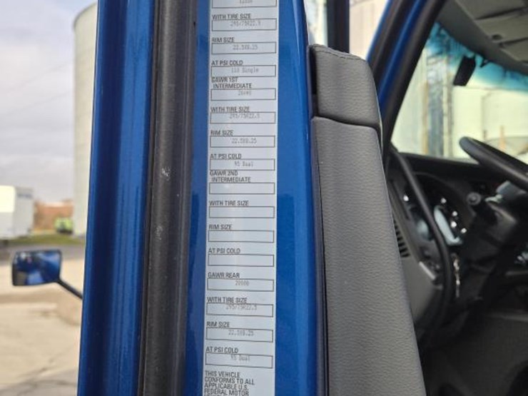 2019-kenworth-t680-image-87