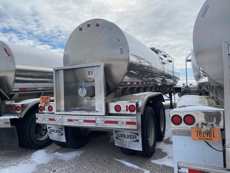 1990-walker-tanker-image-8