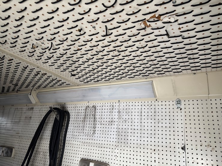 2002-international-4700-image-64