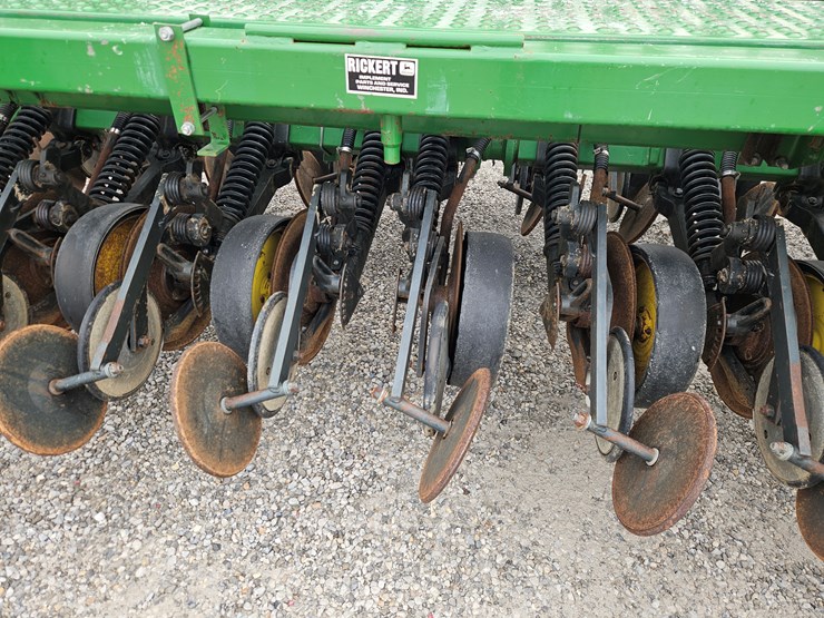 1990-john-deere-750-image-10