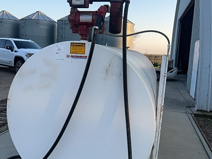 2000-gallon-fuel-tank-with-fill-rite-heavy-duty-high-output-pump-image-8