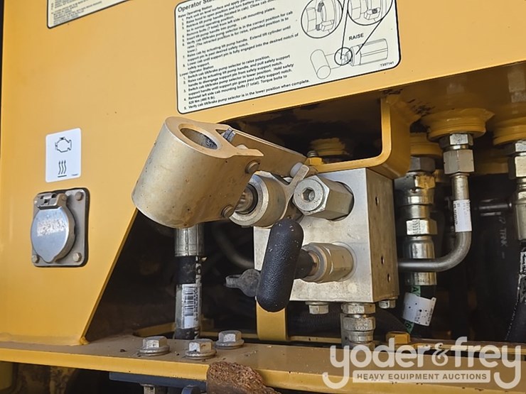 2021-deere-460e-image-48