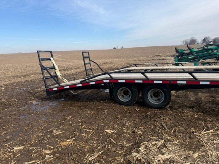 #1270-•-2016-nuhn-crawler-hauler-trailer-(no-title)-(milledgeville,-il)-image-4