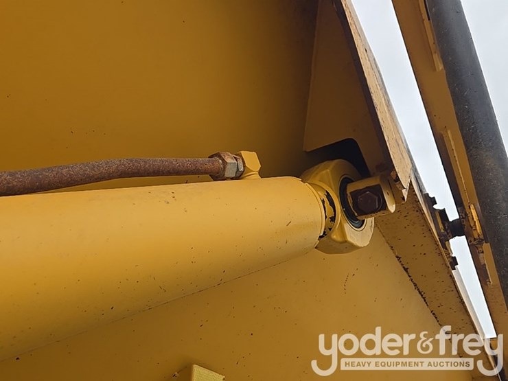 2013-deere-410et-image-35