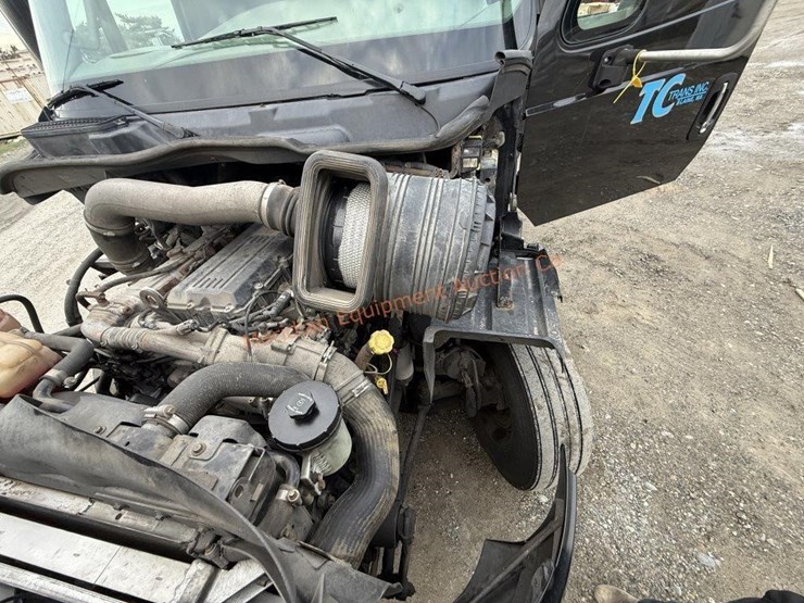 2017-international-prostar-image-69