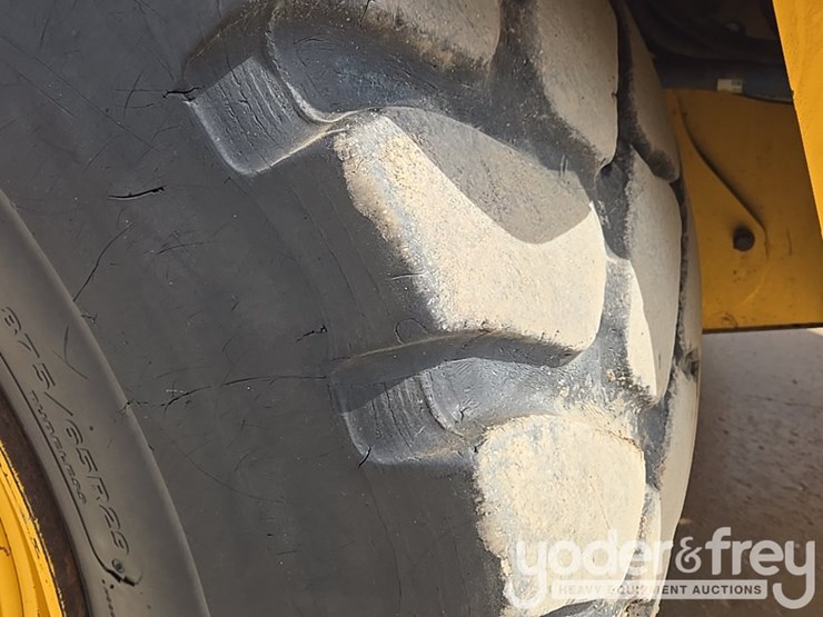 2018-deere-460e-image-16