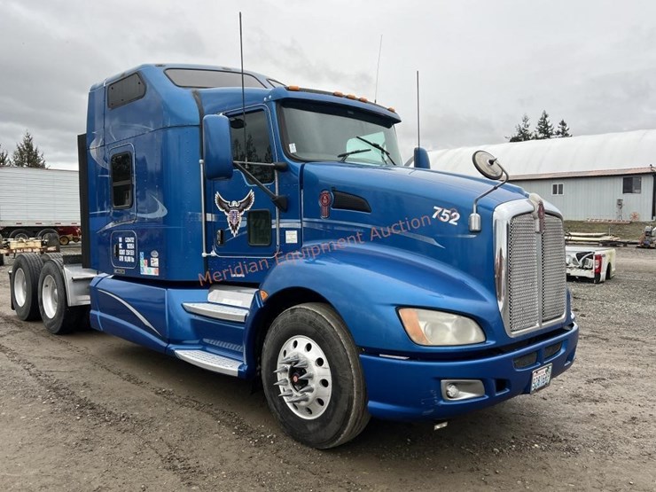 2012-kenworth-t600-image-7