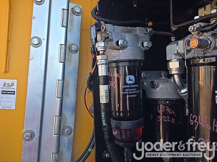 2018-deere-700k-image-66