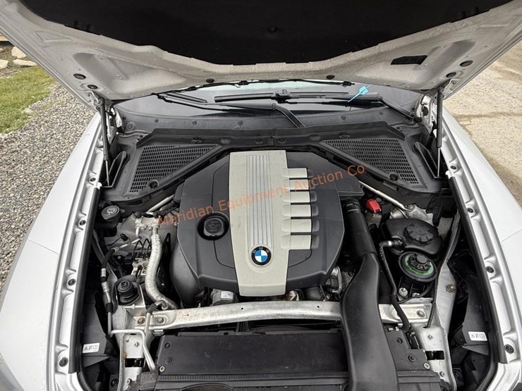 2010-bmw-x5-image-12