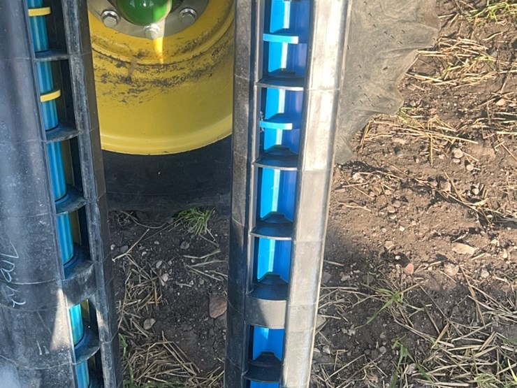 2018-john-deere-1910-image-227