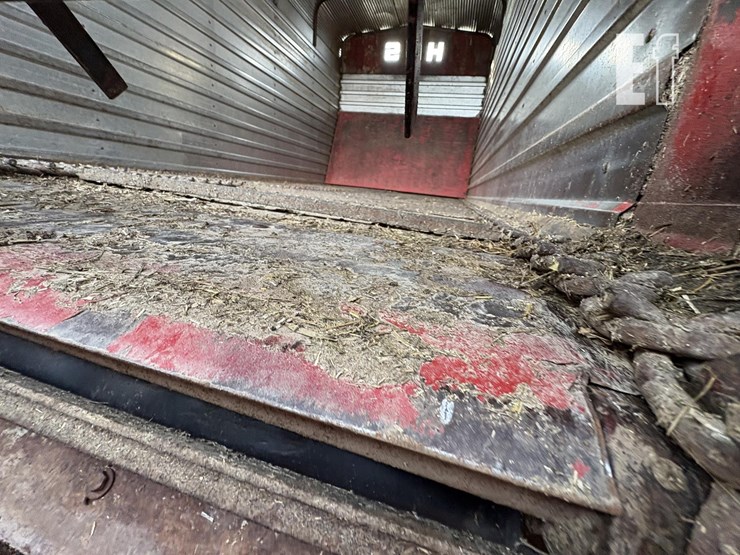 h-&-s-fb7416-image-5