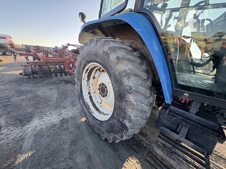 new-holland-ts110-image-7