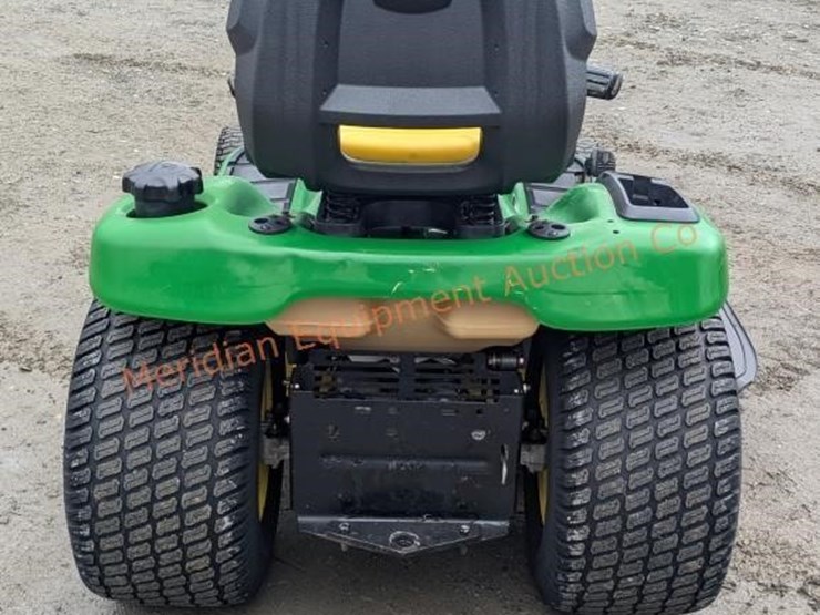 john-deere-x320-image-4