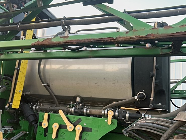 2014-john-deere-r4030-image-22