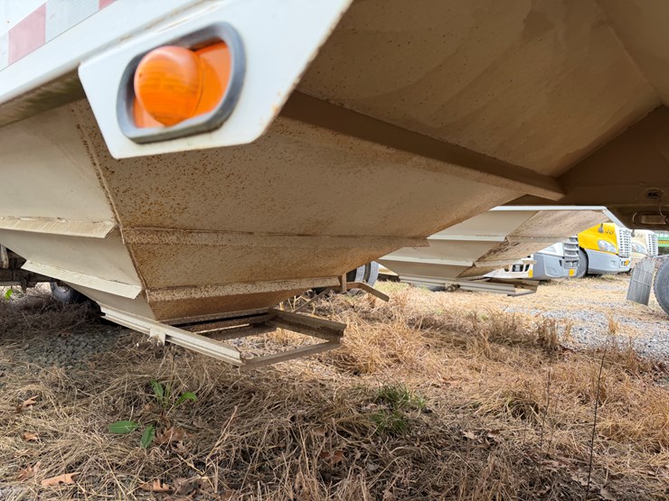 #40957-•-2013-cts-ght-40-40'-t/a-hopper-bottom-trailer-5tu12402xds000923-image-36