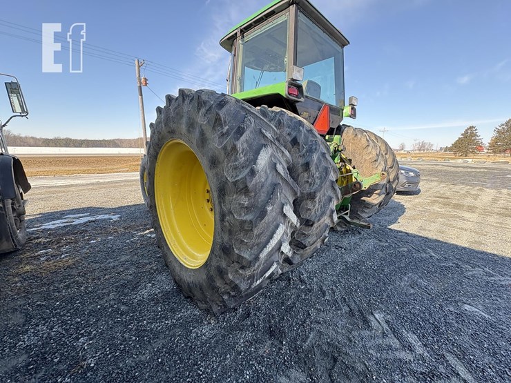 1992-john-deere-4960-image-23