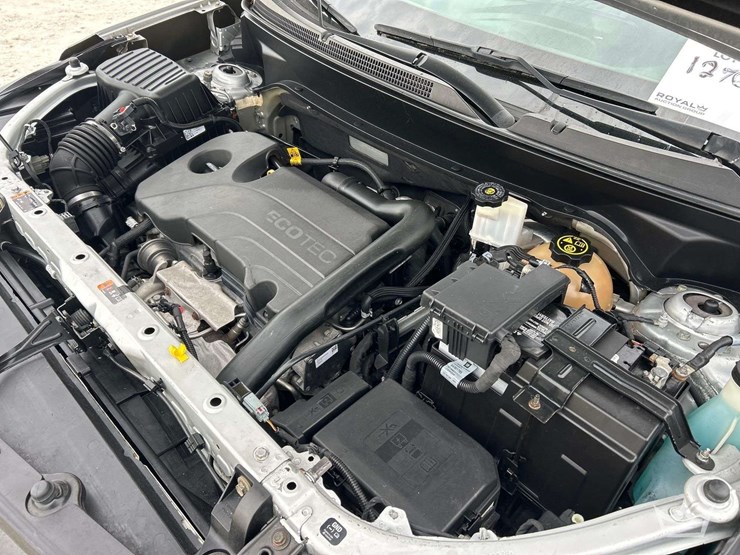 2020-chevrolet-equinox-image-9