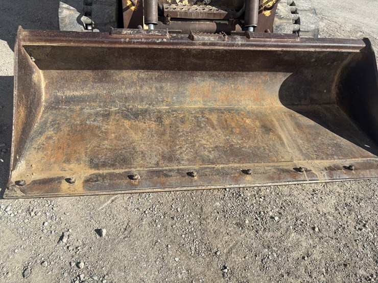 2007-bobcat-t300-image-36