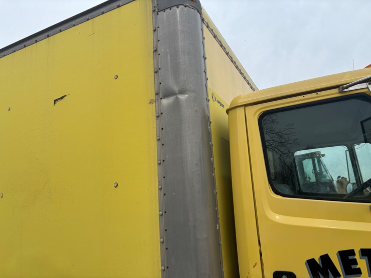 #2269-•-1992-freightliner-box-truck-image-37