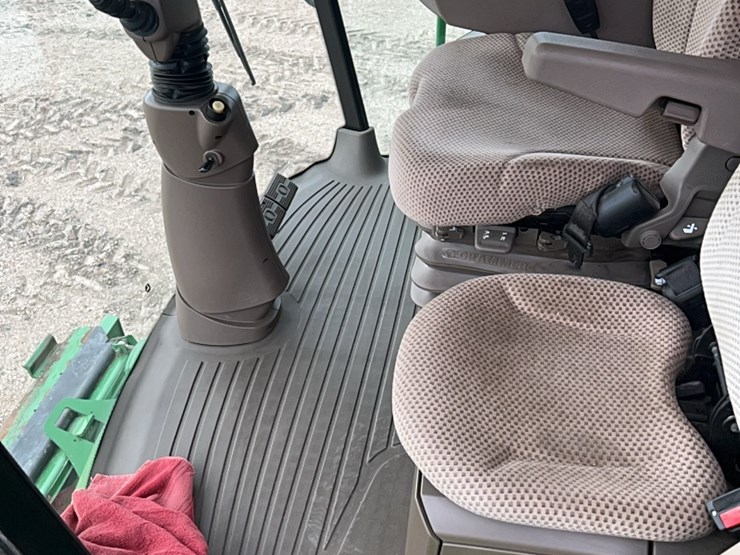 2014-john-deere-s680-image-132