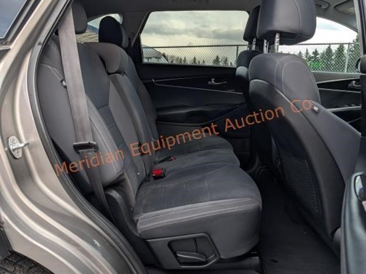 2018-kia-sorento-image-30