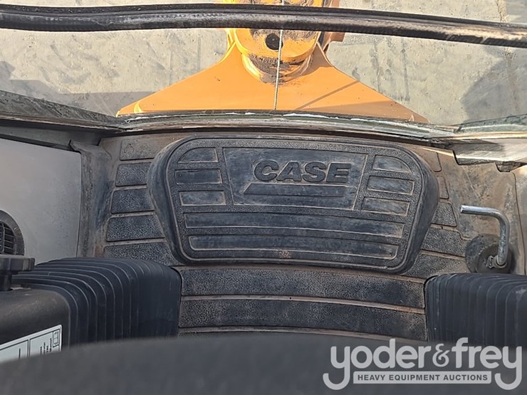 2022-case-590sn-image-81