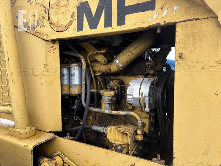 massey-ferguson-320-image-19