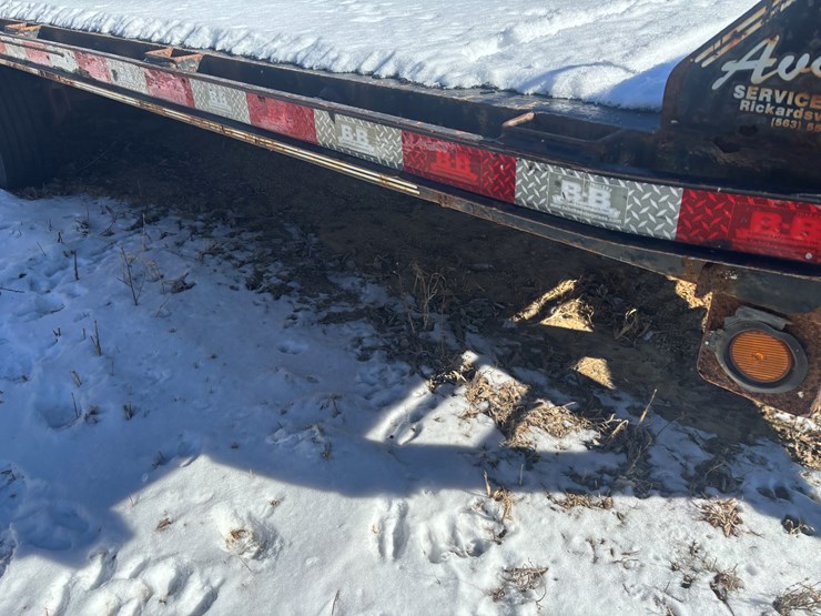 #2272-•-b-&-b-26'-equipment-trailer-image-18