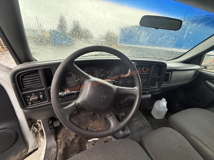 2000-chevrolet-silverado-1500-image-25