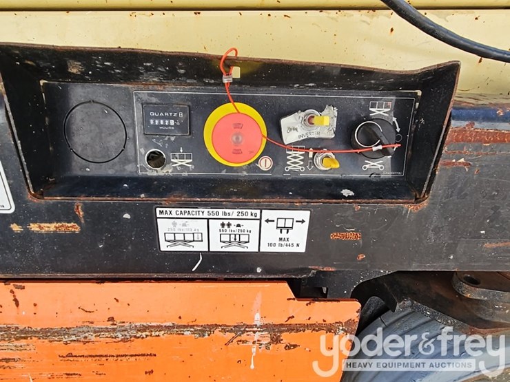 2017-jlg-1932r-image-13