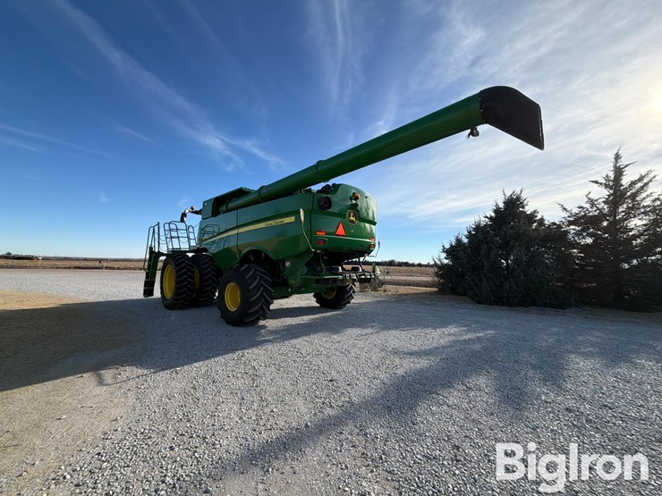 2020-john-deere-s780-image-7