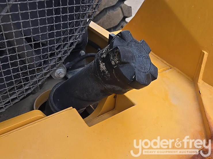 2021-volvo-l90h-image-50