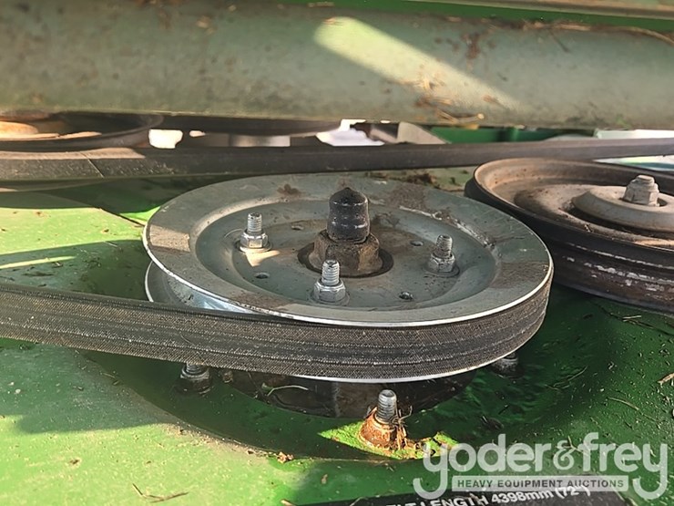 john-deere-72-image-22