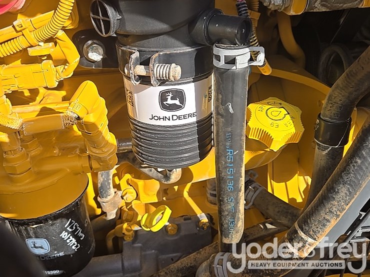 2018-deere-310sl-image-69