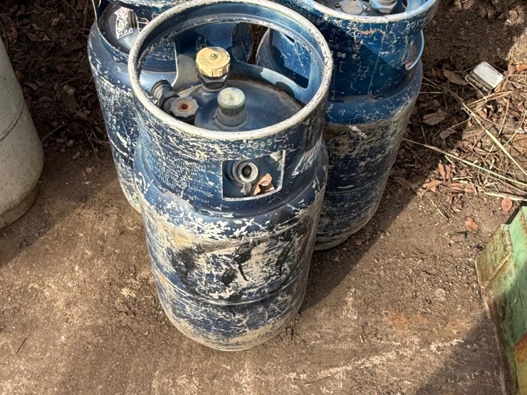 #9-•-propane-tanks-image-3