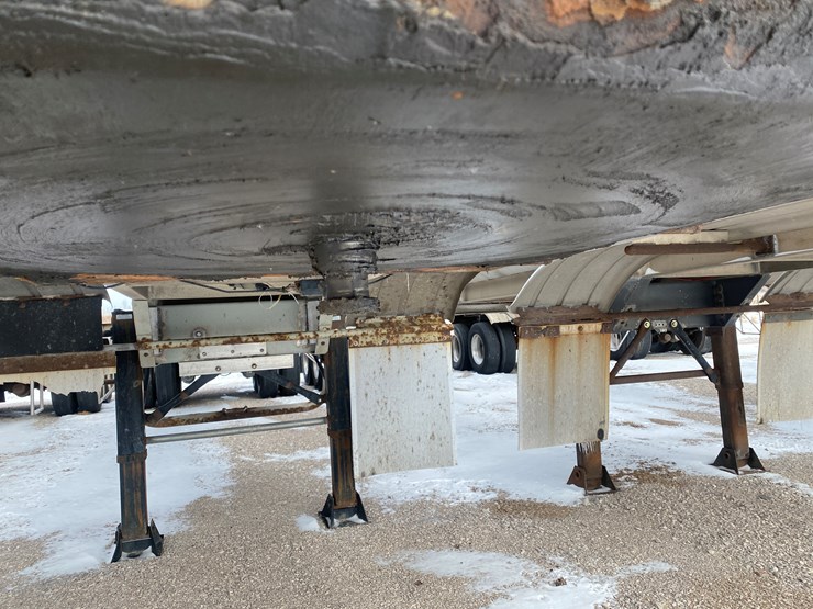 1990-walker-tanker-image-28