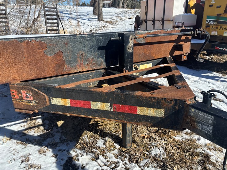 #2272-•-b-&-b-26'-equipment-trailer-image-14