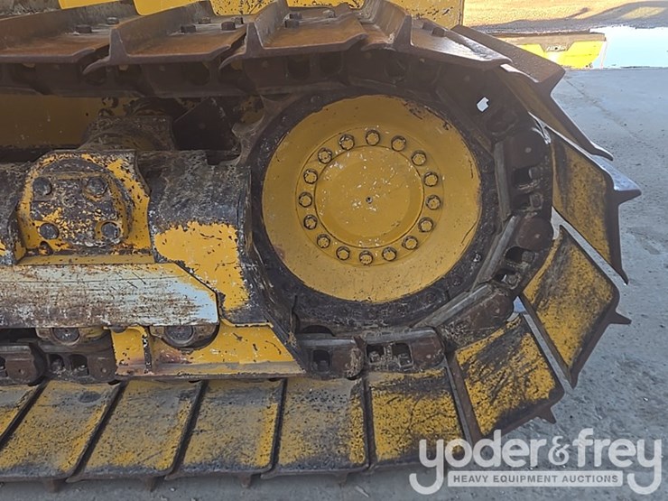 2018-deere-700k-image-15