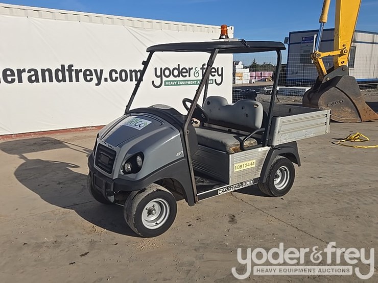 2018-club-car-carryall-300-image-1